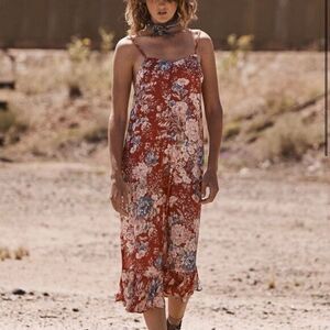 AUGUSTE The Label Red Francis Floral Slip Dress S